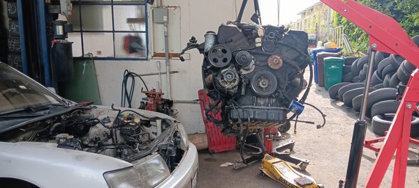 Motor nuevo, usado o reacondicionado - ¿Necesitas un cambio de motor? Deja que los expertos se encarguen de ello por ti.