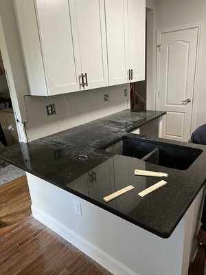 Kitchen Remodel - New granite cabinets