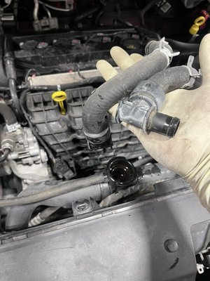 2019 dodge journey overheating. I verified both heater core hose where cracked and leaking coolant - This 2019 dodge journey was towed to us for overheating issues 2019 dodge journey overheating. I verified both heater core hose where cracked and leaking coolant - This 2019 dodge journey was towed to us for overheating issues
