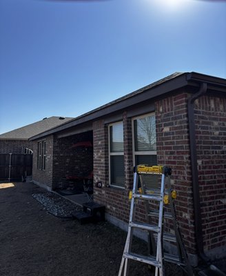 5” K-Style install in Anna, Tx - Big or small, we’ll do it all! We added a 40 foot long run to the back of this house and connected it to the two runs on each side of the house. This will help with the constant muddy mess they would get. 5” K-Style install in Anna, Tx - Big or small, we’ll do it all! We added a 40 foot long run to the back of this house and connected it to the two runs on each side of the house. This will help with the constant muddy mess they would get.