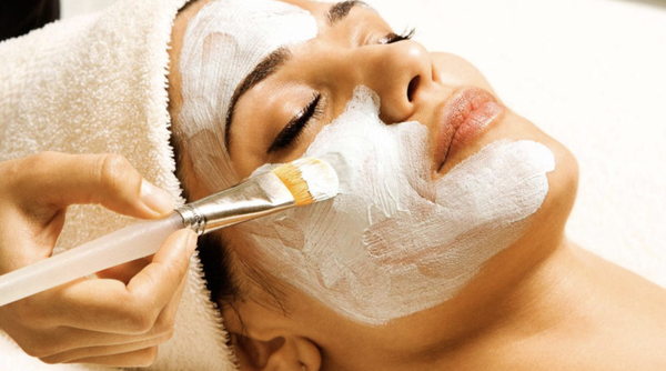 Facials - Facial Waxing
Our gentle facial waxing uses premium wax to remove even the finest hair, leaving skin smooth, soft, and makeup-ready. The process is quick, precise, and minimizes irritation, making it perfect for those who want a polished look.
Service Description
Eyebrow Wax Creates clean, sculpted brows with long-lasting results.
Upper Lip Wax Smooths the upper lip area for a flawless finish.
Chin Wax Removes stubborn chin hair with minimal discomfort.
Neck Wax Cleans the neck area for an elegant, hair-free appearance.
Forehead Wax Smooths the forehead and enhances your overall look.
Sideburns Wax Shapes and refines sideburns for a clean outline.
Cheeks Wax Smooth finish for cheeks, perfect under makeup.
Nose Wax Removes visible nasal hair for a neat appearance.
Full Face Wax Complete facial hair removal using gentle waxing techniques.
Jaw Line Wax Defines the jawline with precision hair removal. Facials - Facial Waxing
Our gentle facial waxing uses premium wax to remove even the finest hair, leaving skin smooth, soft, and makeup-ready. The process is quick, precise, and minimizes irritation, making it perfect for those who want a polished look.
Service Description
Eyebrow Wax Creates clean, sculpted brows with long-lasting results.
Upper Lip Wax Smooths the upper lip area for a flawless finish.
Chin Wax Removes stubborn chin hair with minimal discomfort.
Neck Wax Cleans the neck area for an elegant, hair-free appearance.
Forehead Wax Smooths the forehead and enhances your overall look.
Sideburns Wax Shapes and refines sideburns for a clean outline.
Cheeks Wax Smooth finish for cheeks, perfect under makeup.
Nose Wax Removes visible nasal hair for a neat appearance.
Full Face Wax Complete facial hair removal using gentle waxing techniques.
Jaw Line Wax Defines the jawline with precision hair removal.