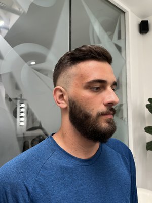 Men's Cuts - Bella Salon has a range of Senior to Master level stylists that offer Men's cuts.