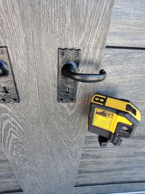Clopay 4 layer in slate - Another great install by Iconic. This is a 4 layer Clopay slate door