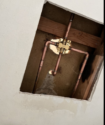 Leaky Pipes? - Fix and Replace any leaky pipes! Leaky Pipes? - Fix and Replace any leaky pipes!