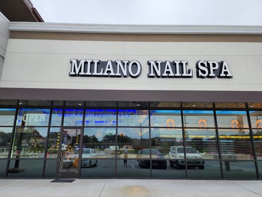 MILANO NAIL SPA GRANT - OUTSIDE - Welcome to Milano Nail Spa Grant, the premier destination for all your pampering needs!
We offer a wide range of services, including nail care, waxing, facials, eyelash extensions, and more. Our spa has the latest technology to give you the best experience. We have 40 pedicure chairs, 22 tables, 4 separate pedicure rooms, and 2 rooms for waxing, facials, and eyelash extensions, ensuring that you receive the best care possible.
Our team of experienced technicians is dedicated to providing you with a relaxing and comfortable experience. All our products are of the highest quality, and our services are delivered with professionalism and care. At Milano Nail Spa Grant, we take pride in our customer service and our commitment to providing the best experience for our clients. Our team is always available to answer your questions and provide you with the best possible experience.