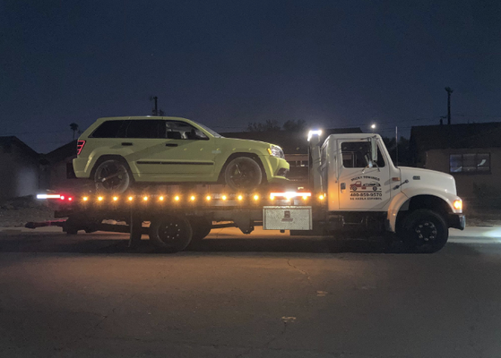 24/7 Towing Service - Is your car stranded? We'll get there fast! Immediate attention, fair prices, and trained personnel. 📞 Call us now and we'll help you instantly. 24/7 Towing Service - Is your car stranded? We'll get there fast! Immediate attention, fair prices, and trained personnel. 📞 Call us now and we'll help you instantly.