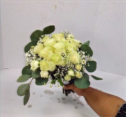 Bride bouquets - Bride Bouquets,
Check some of our beautiful bride bouquets we have created.
 Estrella's flower shop helps you to make your special day even more special. we Customize your wedding flowers bouquet, bridesmaids, church flowers, salon, and more.
 Contact Estrella's flower shop and let's celebrate your wedding, your big day with Estrella's flower shop flowers.