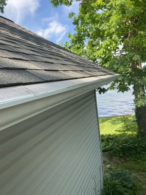 GutterGlove Pro installation Lake Orion Job #2106 - This job was completed in Lake Orion over the weekend. We cleaned (inside and out) the whole gutter system. We sealed corners and end caps with 50 year sealant, we reinforced with hidden hangers, and checked all alignment adjusting pitch of gutters for optimal water flow. GutterGlove Pro installation Lake Orion Job #2106 - This job was completed in Lake Orion over the weekend. We cleaned (inside and out) the whole gutter system. We sealed corners and end caps with 50 year sealant, we reinforced with hidden hangers, and checked all alignment adjusting pitch of gutters for optimal water flow.