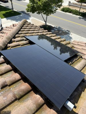 32 panels clean and ready - Here we washed 32 panels on this two story home. Using only the best equipment and state-of-the-art filtration system powered by Core Water Systems 32 panels clean and ready - Here we washed 32 panels on this two story home. Using only the best equipment and state-of-the-art filtration system powered by Core Water Systems