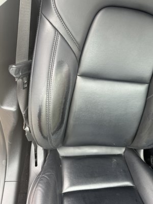 Heavy abrasion on Tesla seats - This Tesla came in with severe abrasions on the top bolsters of passenger seat that was extremely noticeable. Heavy abrasion on Tesla seats - This Tesla came in with severe abrasions on the top bolsters of passenger seat that was extremely noticeable.