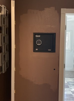 Hidden Safe Installation - Our client sought enhanced security and reached out to us for a Safe Installation. After a thorough consultation, she opted for a hidden safe solution. Our team promptly executed the installation, meeting her specifications and providing reassurance. Take a look at our work! If you're in need of a safe, we're at your service.