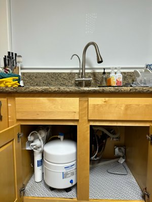 Pono Alkaline System Installation in Kaimuki - We were able to fit the system, reserve tank, and install a dual-head faucet to accommodate the customer's kitchen countertop with only one hole. Pono Alkaline System Installation in Kaimuki - We were able to fit the system, reserve tank, and install a dual-head faucet to accommodate the customer's kitchen countertop with only one hole.