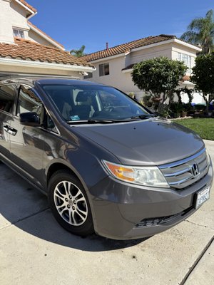 Full Service Detail on Honda Odyssey in Ventura County - No vehicle is too big! We offer services to all vehicles! Sedan, Jeeps, Trucks, Vans you name it! Book a detail today! Call 8085469611 Full Service Detail on Honda Odyssey in Ventura County - No vehicle is too big! We offer services to all vehicles! Sedan, Jeeps, Trucks, Vans you name it! Book a detail today! Call 8085469611