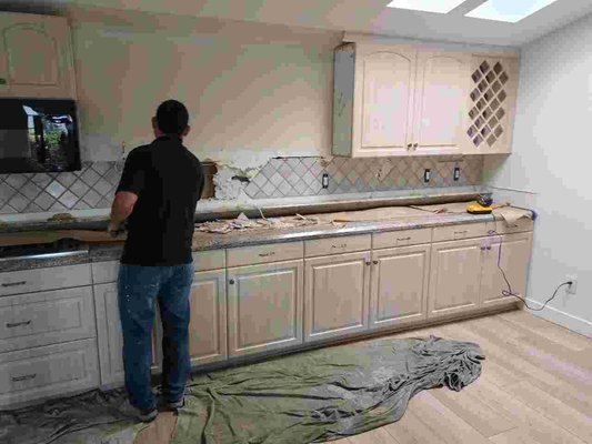Backsplash removal/repair - Prep for a kitchen remodel. Backsplash removal/repair - Prep for a kitchen remodel.