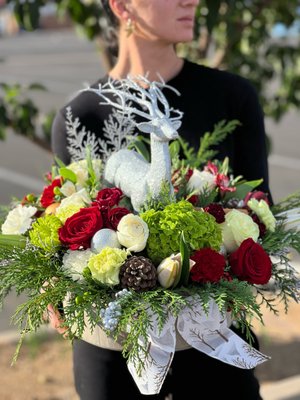 Christmas arrangements - We arranged an amazing Christmas collection to make our customer’s holidays more colourful and bright! Christmas arrangements - We arranged an amazing Christmas collection to make our customer’s holidays more colourful and bright!