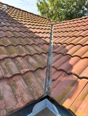 Roof maintenance and repairs - Tile roof maintenance.