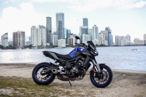 2020 Yamaha MT-09 - PLEASE READ BEFORE BOOKING
Requirements
$22/day Insurance Mandatory!
$1000 Deposit is required upon check-in
Motorcycle License is needed to rent (International License is allowed)
150 miles per day is included with your rental (1$ Per mile after)
Monday-Saturday Pick Up/ DropOff:
- Available Hours:
Mon-Fri: 10am-7pm and Sat: 10am-6pm
Mon-Sat Early Arrival 6:00 am - 10:00 am (extra $40)
Mon-Sat Late Return 7:00 pm – 10:00 pm (extra $40)
After 10:00pm - 1 additional day charge
- Before/After Hours will have a different location (10 minutes away from the original location)
Sunday Pick Up/DropOff:
- Sunday Available Hours 10am - 4 pm
Sunday Early Arrival 6:00 am - 10:00 am (extra $40)
Sunday Late Return 7:00 pm – 10:00 pm (extra $40)
Extra Charges:
- $20 Cleaning fee, if the bike is brought back if it is extremely dirty.
- $20 Gas fee, if bike brought with an empty tank
- $40 Late fee, if the client arrives 1 hour or more late. 2020 Yamaha MT-09 - PLEASE READ BEFORE BOOKING
Requirements
$22/day Insurance Mandatory!
$1000 Deposit is required upon check-in
Motorcycle License is needed to rent (International License is allowed)
150 miles per day is included with your rental (1$ Per mile after)
Monday-Saturday Pick Up/ DropOff:
- Available Hours:
Mon-Fri: 10am-7pm and Sat: 10am-6pm
Mon-Sat Early Arrival 6:00 am - 10:00 am (extra $40)
Mon-Sat Late Return 7:00 pm – 10:00 pm (extra $40)
After 10:00pm - 1 additional day charge
- Before/After Hours will have a different location (10 minutes away from the original location)
Sunday Pick Up/DropOff:
- Sunday Available Hours 10am - 4 pm
Sunday Early Arrival 6:00 am - 10:00 am (extra $40)
Sunday Late Return 7:00 pm – 10:00 pm (extra $40)
Extra Charges:
- $20 Cleaning fee, if the bike is brought back if it is extremely dirty.
- $20 Gas fee, if bike brought with an empty tank
- $40 Late fee, if the client arrives 1 hour or more late.