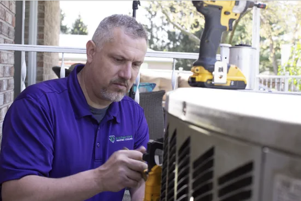 Hvac install and repair - Let our air conditioning contractors rescue you from the summer heat, and our heating contractors make sure that you stay comfortable during the winter. From new installations, to maintenance and repair, our technicians will ensure your systems are in peak operating condition.
At Distictive Heating & Cooling, the customer is our priority. We serve the public with honesty and integrity and are known for our dependability, quality work, and affordable prices. When we do a service call, we will let you know what your total is going to be before we start the work. When we give you a bid, there are no hidden charges. Simply, quality work at an affordable price. Hvac install and repair - Let our air conditioning contractors rescue you from the summer heat, and our heating contractors make sure that you stay comfortable during the winter. From new installations, to maintenance and repair, our technicians will ensure your systems are in peak operating condition.
At Distictive Heating & Cooling, the customer is our priority. We serve the public with honesty and integrity and are known for our dependability, quality work, and affordable prices. When we do a service call, we will let you know what your total is going to be before we start the work. When we give you a bid, there are no hidden charges. Simply, quality work at an affordable price.