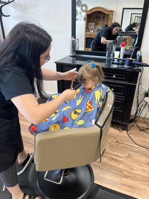Kids Cuts - Look at this Lil cutie getting her Bangs trimmed Kids Cuts - Look at this Lil cutie getting her Bangs trimmed