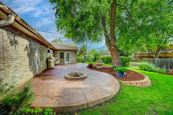Real Estate Photography - At Tangerine, we specialize in real estate photography, particularly in Calaveras County, the foothills, and the surrounding areas. Our team has an in-depth understanding of the local real estate market, allowing us to capture the unique charm and character of each property we photograph. Whether it's a cozy home nestled in the foothills or a luxurious estate in Calaveras County, we have the expertise to showcase every property in its best light.
From expertly composed exterior shots that showcase curb appeal to thoughtfully framed interiors that capture the warmth and functionality of each room, our services are tailored to make your property stand out in the competitive real estate market.
Invest in the power of first impressions – let our photography transform your listings into captivating visual narratives that attract potential buyers and set your properties apart. Quality imagery is not just a luxury; it's a strategic investment in maximizing your property's market value. Choose excellence, choose our professional real estate photography services. Real Estate Photography - At Tangerine, we specialize in real estate photography, particularly in Calaveras County, the foothills, and the surrounding areas. Our team has an in-depth understanding of the local real estate market, allowing us to capture the unique charm and character of each property we photograph. Whether it's a cozy home nestled in the foothills or a luxurious estate in Calaveras County, we have the expertise to showcase every property in its best light.
From expertly composed exterior shots that showcase curb appeal to thoughtfully framed interiors that capture the warmth and functionality of each room, our services are tailored to make your property stand out in the competitive real estate market.
Invest in the power of first impressions – let our photography transform your listings into captivating visual narratives that attract potential buyers and set your properties apart. Quality imagery is not just a luxury; it's a strategic investment in maximizing your property's market value. Choose excellence, choose our professional real estate photography services.