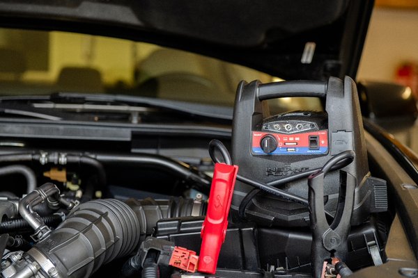 Roadside Service Jump Start - Jump Start Services Roadside Service Jump Start - Jump Start Services