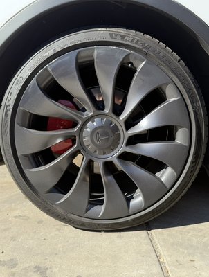 First yelp customer - $80 curb rash repair. Same-day mobile service completed on-site. Wheel restored to a smooth, factory-like finish with no replacement needed. Fast, affordable, and professional — first Yelp client, great result.