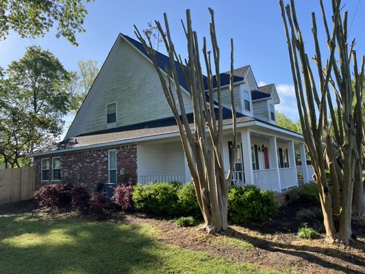 House Wash - This house need a good exterior Spring cleaning. Now enjoy your being outside again. House Wash - This house need a good exterior Spring cleaning. Now enjoy your being outside again.