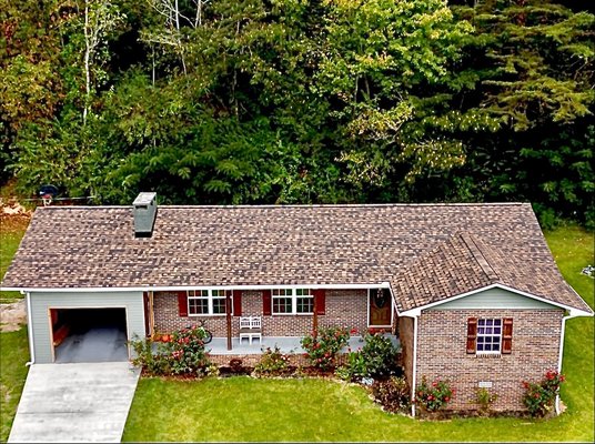 New Roofs - We have a passion for quality roofing and making sure you and your family/business are protected! New Roofs - We have a passion for quality roofing and making sure you and your family/business are protected!