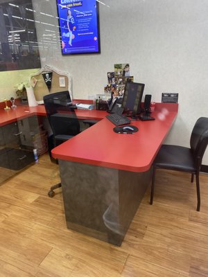 Office/Janitorial/bank Cleaning - Customer satisfaction is our top priority-- schedule today!