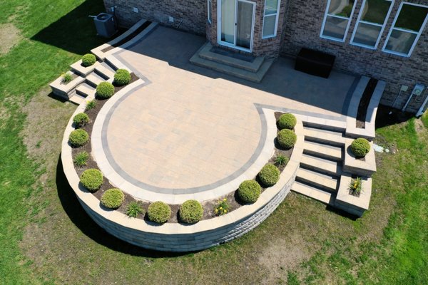 Patio, Steps, Wall & Planter | Oakland Twp, MI - Patio, Steps, Wall & Planter | Oakland Twp, MI