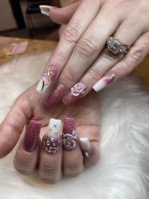 December 2020 & January 2021 - Here are a few pictures of the latest work done at our salon. December 2020 & January 2021 - Here are a few pictures of the latest work done at our salon.
