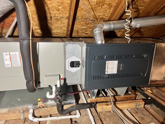 System 1 - We installed a 4 ton 14 SEER2 system here