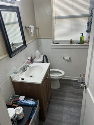 Staircase and bathroom Deep Clean - Todays project. Bathroom + staircase clean