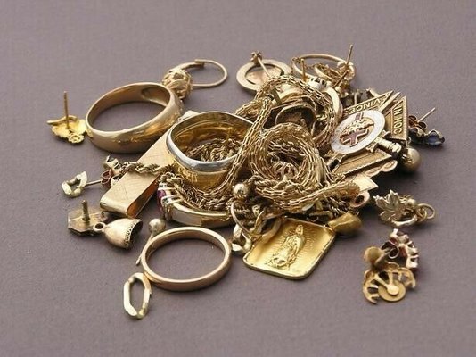 $$ Top Dollar Paid $$ - We guarantee you a fair and honest evaluation of your items. We will answer any questions you might have about testing procedure and pricing of your items in order to help you understand how much you are getting paid and why. We weigh all your items in front of you and only do tests after we get your permission. We offer a safe and friendly environment for you to buy and sell your precious metals. If you end up not wanting to sell your items you still get a free written estimate with no obligation. Gold Exchange, Minden ,NV $$ Top Dollar Paid $$ - We guarantee you a fair and honest evaluation of your items. We will answer any questions you might have about testing procedure and pricing of your items in order to help you understand how much you are getting paid and why. We weigh all your items in front of you and only do tests after we get your permission. We offer a safe and friendly environment for you to buy and sell your precious metals. If you end up not wanting to sell your items you still get a free written estimate with no obligation. Gold Exchange, Minden ,NV