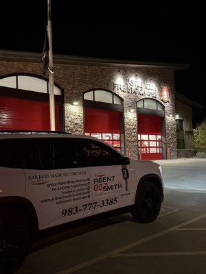 Helping Our Community - Got a call from Chris, one of the firefighters at Castle Rock fire department around 7 pm and he was frustrated. He called another company, and they sent out a technician who spent three hours trying to make a duplicate key for his vehicle but not only he failed to do so he also deprogrammed programmed customer’s original key! Certainly an unpleasant situation that no one wants to be in. When he called us, obviously he was hesitant, but I assured him that I will not charge him anything unless I make things work and I was able to come to him within 20 minutes. Previous LockSmith certainly didn’t have the expertise to get the job done, but we where able to resolve all the issues and provide him a new key at a very reasonable price, Chris was extremely satisfied, see what he has to say; “I called this business to remedy a problem caused by another locksmith that failed to program a new fob, deprogrammed my old fob and caused an immobilizer fault that will not clear. He also ran my battery down to the point it needed a jump. Luckily I found Agent 007 Smith who came out and fixed all of the issues and had a great attitude. He also lives in Castle Rock which was super convenient. Highly recommend!” - Chris Dudley If you need car key replacement, emergency lockout help, or key programming service, our company provides licensed and insured mobile locksmith service across all Denver metropolitan area! Call now for professional car key replacement and same-day locksmith service. Helping Our Community - Got a call from Chris, one of the firefighters at Castle Rock fire department around 7 pm and he was frustrated. He called another company, and they sent out a technician who spent three hours trying to make a duplicate key for his vehicle but not only he failed to do so he also deprogrammed programmed customer’s original key! Certainly an unpleasant situation that no one wants to be in. When he called us, obviously he was hesitant, but I assured him that I will not charge him anything unless I make things work and I was able to come to him within 20 minutes. Previous LockSmith certainly didn’t have the expertise to get the job done, but we where able to resolve all the issues and provide him a new key at a very reasonable price, Chris was extremely satisfied, see what he has to say; “I called this business to remedy a problem caused by another locksmith that failed to program a new fob, deprogrammed my old fob and caused an immobilizer fault that will not clear. He also ran my battery down to the point it needed a jump. Luckily I found Agent 007 Smith who came out and fixed all of the issues and had a great attitude. He also lives in Castle Rock which was super convenient. Highly recommend!” - Chris Dudley If you need car key replacement, emergency lockout help, or key programming service, our company provides licensed and insured mobile locksmith service across all Denver metropolitan area! Call now for professional car key replacement and same-day locksmith service.