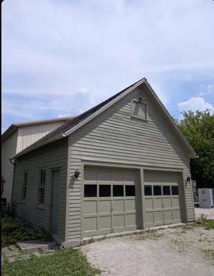 Exterior Painting and Pressure washing - We prep and repaint siding, eaves, soffits, fascia, and trim to hold up against Wisconsin winters and summers. That means scraping loose paint, sanding, spot-priming bare wood, caulking gaps, and laying down quality exterior coatings that protect the surface, not just cover it. Homes and businesses welcome. Serving Appleton, Green Bay, De Pere, Kaukauna, Fond du Lac, and nearby communities. Exterior Painting and Pressure washing - We prep and repaint siding, eaves, soffits, fascia, and trim to hold up against Wisconsin winters and summers. That means scraping loose paint, sanding, spot-priming bare wood, caulking gaps, and laying down quality exterior coatings that protect the surface, not just cover it. Homes and businesses welcome. Serving Appleton, Green Bay, De Pere, Kaukauna, Fond du Lac, and nearby communities.