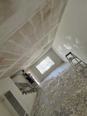 Take off the popcorn ceiling - This project was for a property manager who is remodeling the townhouse we take off the popcorn and make smoothie Take off the popcorn ceiling - This project was for a property manager who is remodeling the townhouse we take off the popcorn and make smoothie