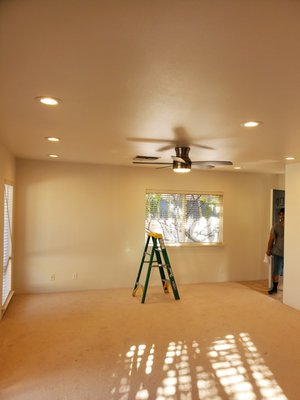 Makakilo re wiring job - this house didn't have lights anywhere on the ceiling so I had to run wires for fans and light fixtures... Makakilo re wiring job - this house didn't have lights anywhere on the ceiling so I had to run wires for fans and light fixtures...