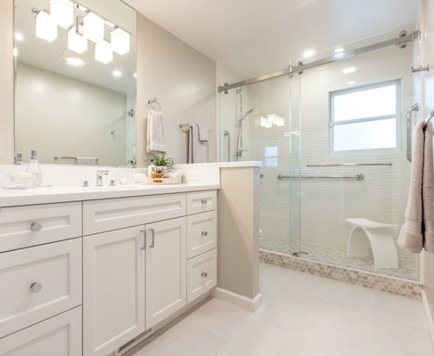 Coastal Escape 2024 - Welcome to our latest bathroom redesign project, where innovation meets elegance to create a space tailored for aging in place. Our team embarked on a journey to transform a traditional hall bathroom into a sanctuary of accessibility and tranquility. Through meticulous planning and expert craftsmanship, we expanded the space by removing non-structural barriers, optimizing functionality while maintaining style. Coastal Escape 2024 - Welcome to our latest bathroom redesign project, where innovation meets elegance to create a space tailored for aging in place. Our team embarked on a journey to transform a traditional hall bathroom into a sanctuary of accessibility and tranquility. Through meticulous planning and expert craftsmanship, we expanded the space by removing non-structural barriers, optimizing functionality while maintaining style.