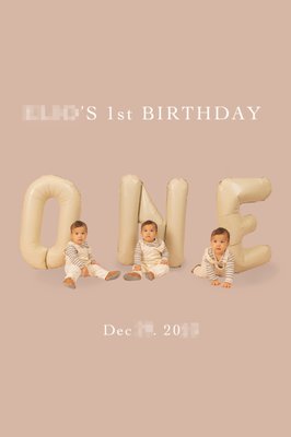 Smash Cake - Studio Smash cake session, provide 5 professionally retouched pics.
📸 1 commemorative photo (First Pic)
📸 2 photos of your little one
📸 2 family photos Smash Cake - Studio Smash cake session, provide 5 professionally retouched pics.
📸 1 commemorative photo (First Pic)
📸 2 photos of your little one
📸 2 family photos