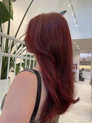 Jen Gimenez - Jen Gimenez has been a colorist at Cutler for 14 years. Book with her at Arlo on Fridays and Saturdays!