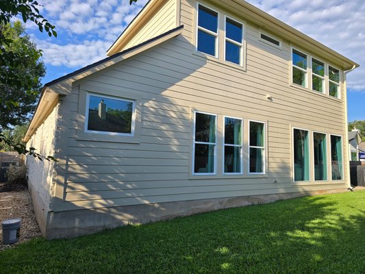 Window Replacement - We installed 32 custom NT Windows Executive vinyl replacement windows at this Cedar Park home. The work replaced the planned openings during a four-day on-site window. Window Replacement - We installed 32 custom NT Windows Executive vinyl replacement windows at this Cedar Park home. The work replaced the planned openings during a four-day on-site window.