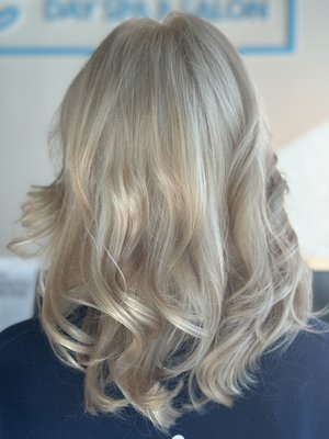 Euphoria’s Comprehensive Haircare for Men, Women and Kids - Euphoria specializes in haircuts and color services for men, women, and kids, offering a wide range of styles to suit every individual. Whether you’re looking for a classic cut, trendy layers, or a bold transformation, we’ve got you covered. Our color services include highlights, balayage, root touch-ups, full-color transformations, and gray blending. For men, we offer sharp fades, trims, and beard grooming, while kids can enjoy stylish and fun haircuts in a welcoming environment. At Euphoria, we customize every service to meet your unique needs, ensuring you leave feeling confident and refreshed. Euphoria’s Comprehensive Haircare for Men, Women and Kids - Euphoria specializes in haircuts and color services for men, women, and kids, offering a wide range of styles to suit every individual. Whether you’re looking for a classic cut, trendy layers, or a bold transformation, we’ve got you covered. Our color services include highlights, balayage, root touch-ups, full-color transformations, and gray blending. For men, we offer sharp fades, trims, and beard grooming, while kids can enjoy stylish and fun haircuts in a welcoming environment. At Euphoria, we customize every service to meet your unique needs, ensuring you leave feeling confident and refreshed.