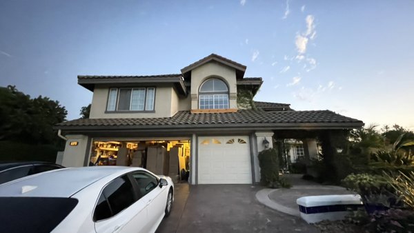Roof repair in Thousand Oaks - It had leaks from the roof and we helped the client to solve it in the most economical way that suits our client’s budget Roof repair in Thousand Oaks - It had leaks from the roof and we helped the client to solve it in the most economical way that suits our client’s budget