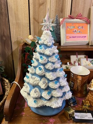 Holiday Decor - Vintage holiday seasons decor Holiday Decor - Vintage holiday seasons decor
