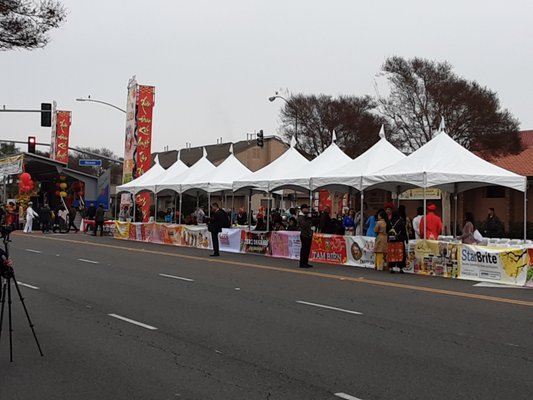 Tet Festival Parade 2020 - This event was a celebration of a new year. 10 canopies and 450 chairs were set-up and secured in approx. 2 hours. Tet Festival Parade 2020 - This event was a celebration of a new year. 10 canopies and 450 chairs were set-up and secured in approx. 2 hours.