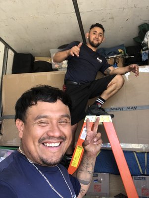 Reals pro movers - We have lots of experience and know what needs to be done for a 5 star move by the book for no broken items or damages lost no with us 10 years of well moving logistics Reals pro movers - We have lots of experience and know what needs to be done for a 5 star move by the book for no broken items or damages lost no with us 10 years of well moving logistics