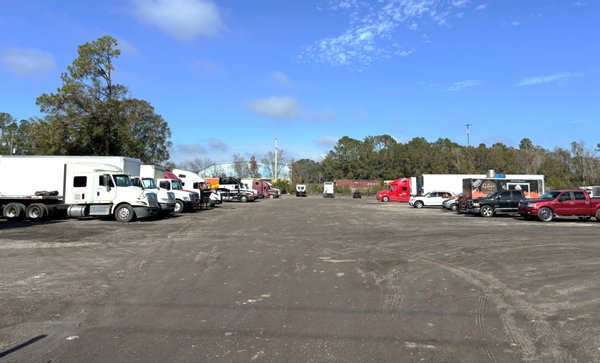 RV and Food Truck Parking Storage - Starting at $69/mo - Call us Now to book your Monthly parking Space
(904) 835-1980
Strategically located at 2463 W 30th St, we are committed to providing safe, secure, and convenient parking for truckers and logistics professionals.
Your Premium Services Include:
• Gated with Key Code - 24/7 Access
• Live 24/7 Surveillance System
• Access to all our cameras
• First Serve Parking
Complimentary Amenities:
• Additional Car Parking - Free High-Speed Internet - Self-Service Tire Air Machine & Vacuum.
TruckTuck Team RV and Food Truck Parking Storage - Starting at $69/mo - Call us Now to book your Monthly parking Space
(904) 835-1980
Strategically located at 2463 W 30th St, we are committed to providing safe, secure, and convenient parking for truckers and logistics professionals.
Your Premium Services Include:
• Gated with Key Code - 24/7 Access
• Live 24/7 Surveillance System
• Access to all our cameras
• First Serve Parking
Complimentary Amenities:
• Additional Car Parking - Free High-Speed Internet - Self-Service Tire Air Machine & Vacuum.
TruckTuck Team