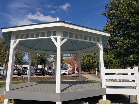 Powhatan County Village Gazebo - This Gazebo was such a pleasure to work on. We are very proud to be part of Powhatan County and that we were able donate this painting project to the Powhatan County.