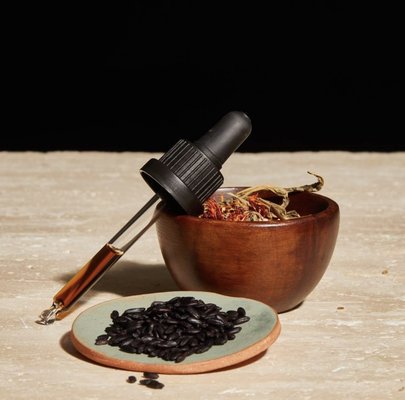 Herbal Bar at Redmint - Nestled inside our TCM Wellness Sanctuaries, Redmint's herbal bars are a retreat from the din of city life.
Visit us and sip on herbal elixirs, lattes, and teas to restore your balances and harmonize internal function. Grab one on the go or relax in our herbal bar before your urban re-entry. Herbal Bar at Redmint - Nestled inside our TCM Wellness Sanctuaries, Redmint's herbal bars are a retreat from the din of city life.
Visit us and sip on herbal elixirs, lattes, and teas to restore your balances and harmonize internal function. Grab one on the go or relax in our herbal bar before your urban re-entry.